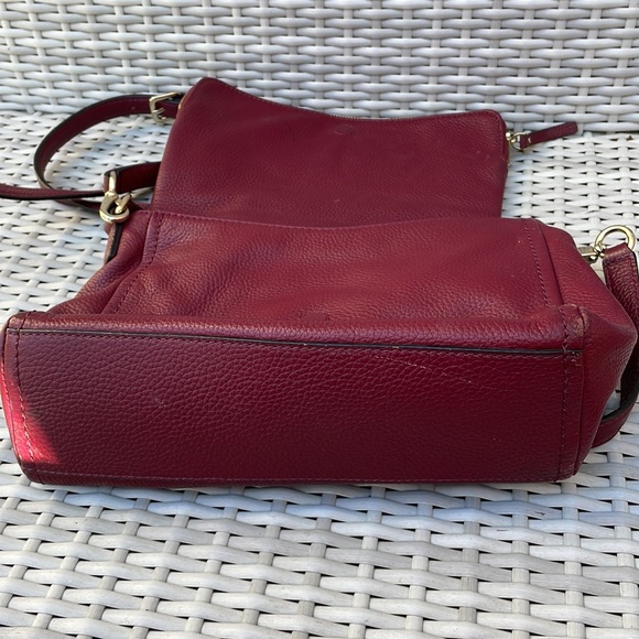 Kate Spade "Carlson" Burgundy Pebbled Leather 2 Way Handbag - Picture 10 of 13